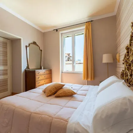 Amalpha Domus 100 Sqm With Ac Wifi And Balcony - 3rd Floor, 50 Steps In The Building Апартаменты *