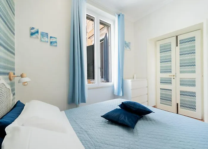 Amalpha Domus 100 Sqm With Ac Wifi And Balcony - 3rd Floor, 50 Steps In The Building Apartment *