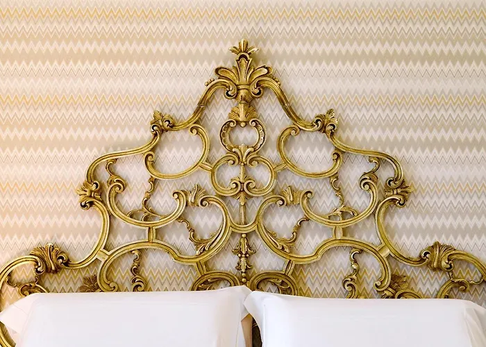 Amalpha Domus 100 Sqm With Ac Wifi And Balcony - 3rd Floor, 50 Steps In The Building *