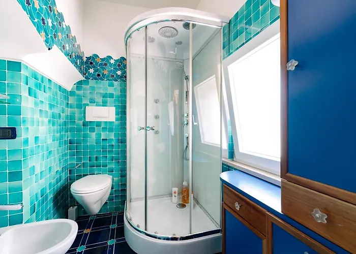 アパート Amalpha Domus 100 Sqm With Ac Wifi And Balcony - 3rd Floor, 50 Steps In The Building *