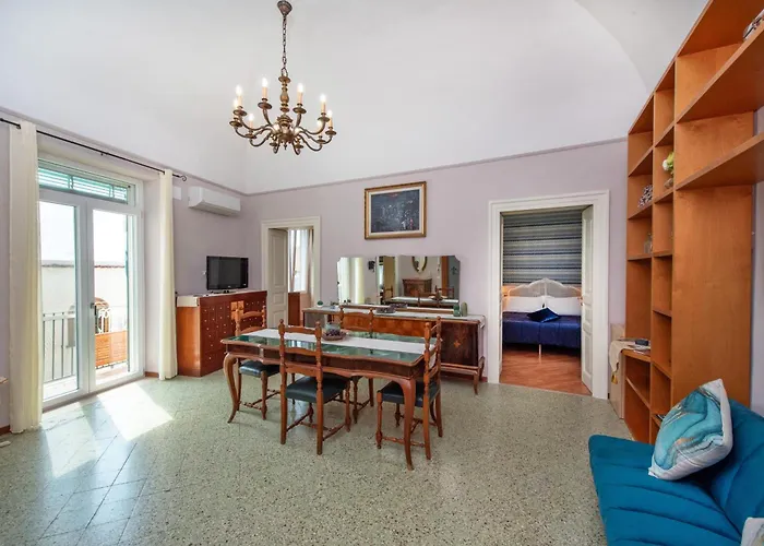 Amalpha Domus 100 Sqm With Ac Wifi And Balcony - 3rd Floor, 50 Steps In The Building アマルフィ